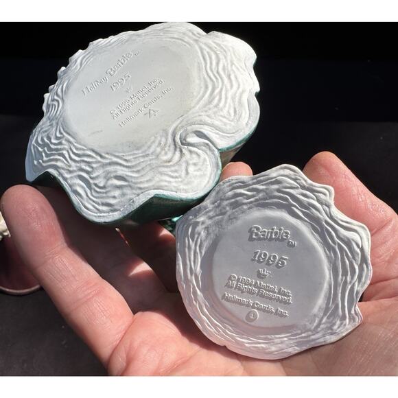 4 Vintage Barbie Christmas Hallmark Keepsake Ornaments No Boxes -LO9 - Picture 7 of 11